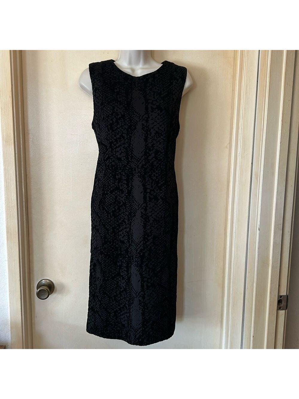 Carmen Mark Valvo black flocked dress size M